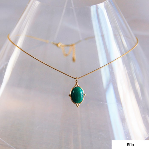 Efia - Chaîne Fine en Acier Inoxydable avec Pendentif en Pierre Verte